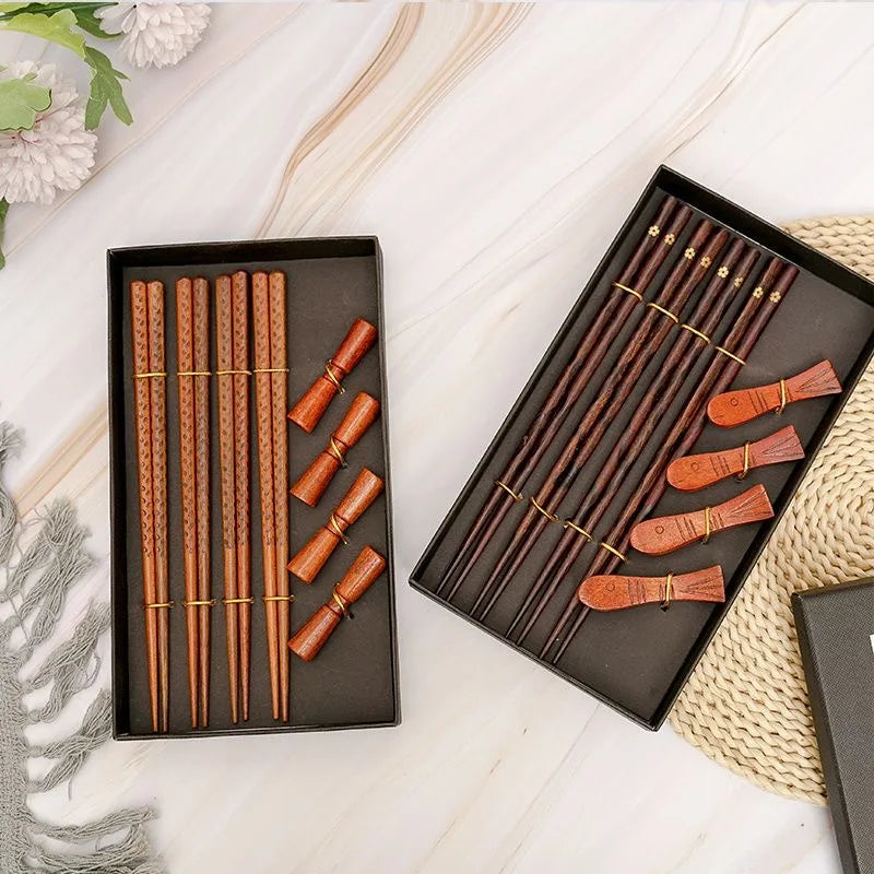 Elegant Japanese-style gift box with 4 wooden chopsticks and 4 rests - eco-friendly tableware set
