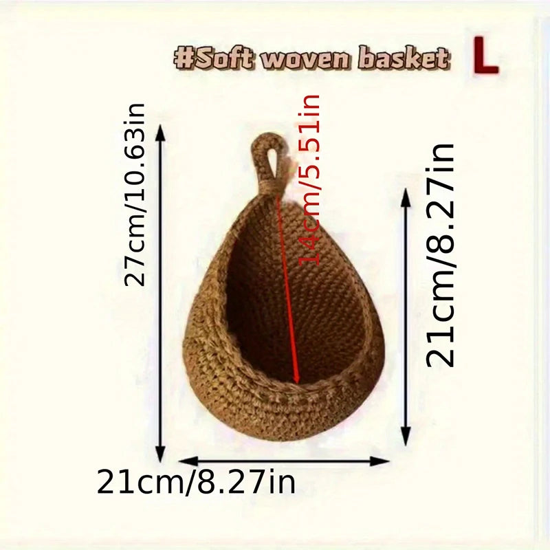 Size guide showing large and medium hanging wicker baskets